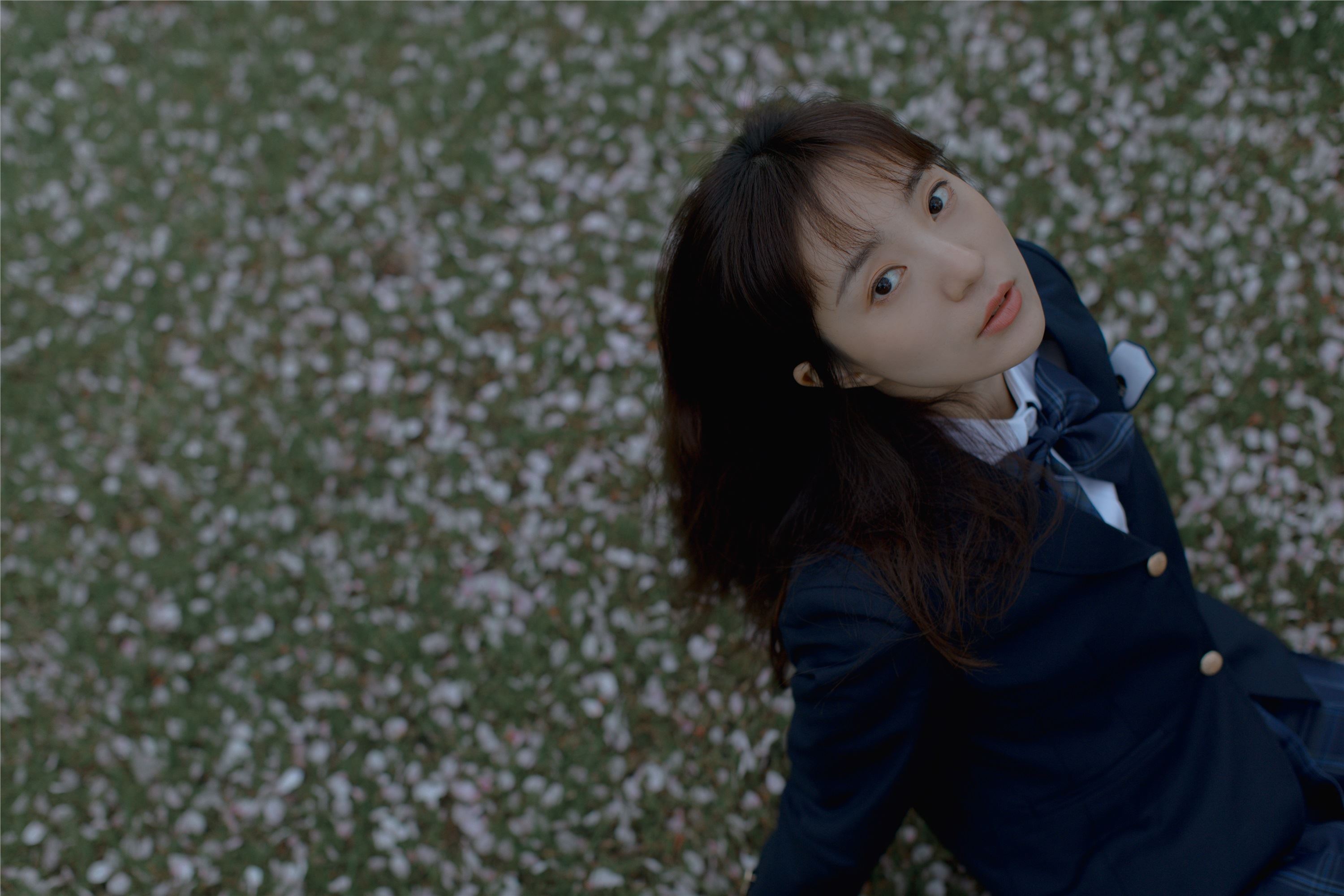 YITUYU艺图语 2021.09.02 樱花渐落 汤兮兮